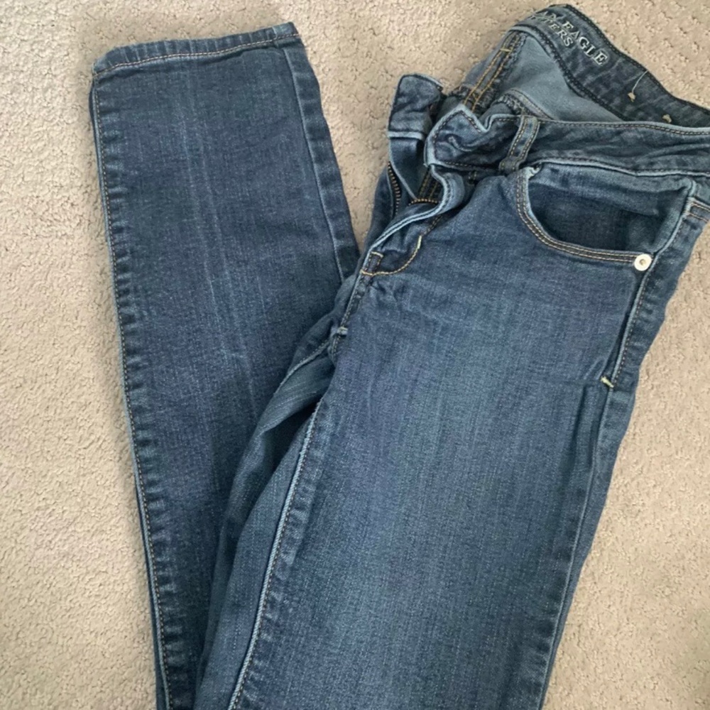 American Eagle jeans size 2